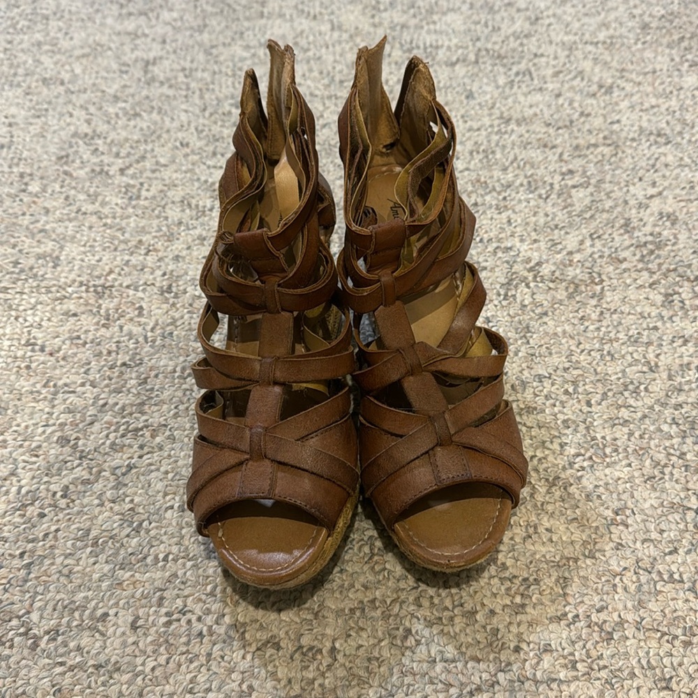 Brown heels!